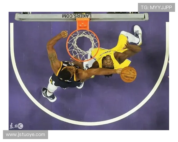 贾伦28分12板戈贝尔统治内线